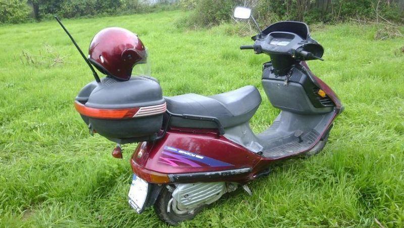 honda spacy 125 .zarejstrowana, opłacona. (KAT.B)