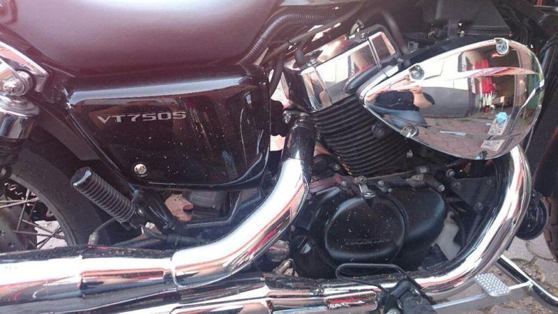 honda shadow vt750s