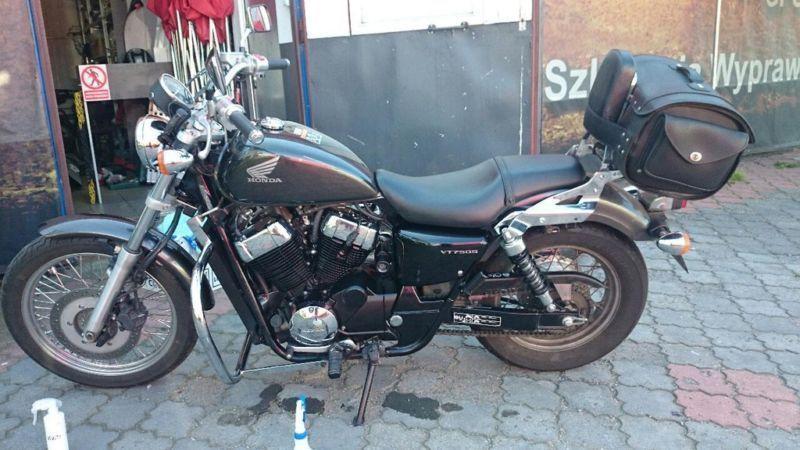 honda shadow vt750s