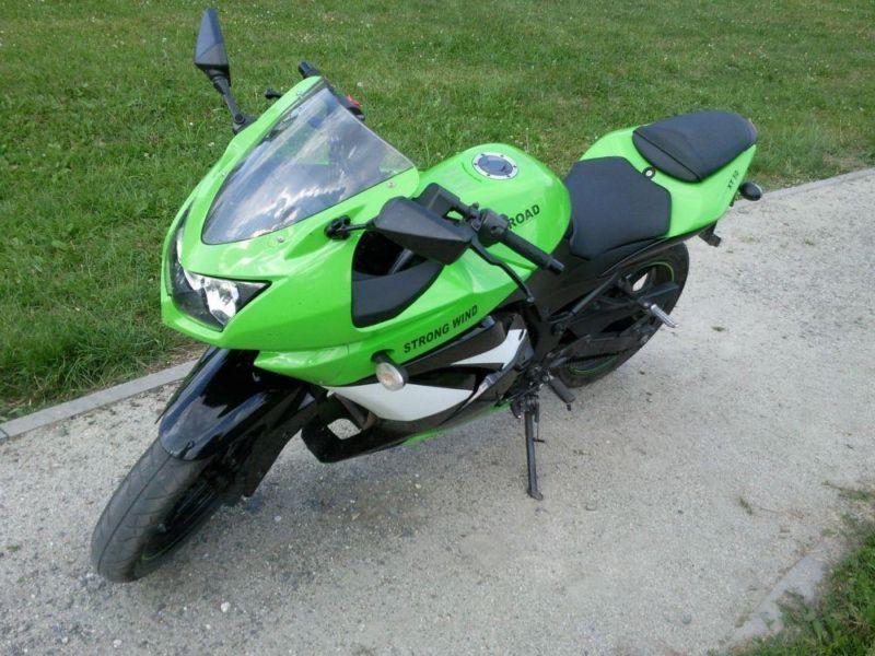 Kawasaki ninja 250 r .Zarejestrowana na motorower