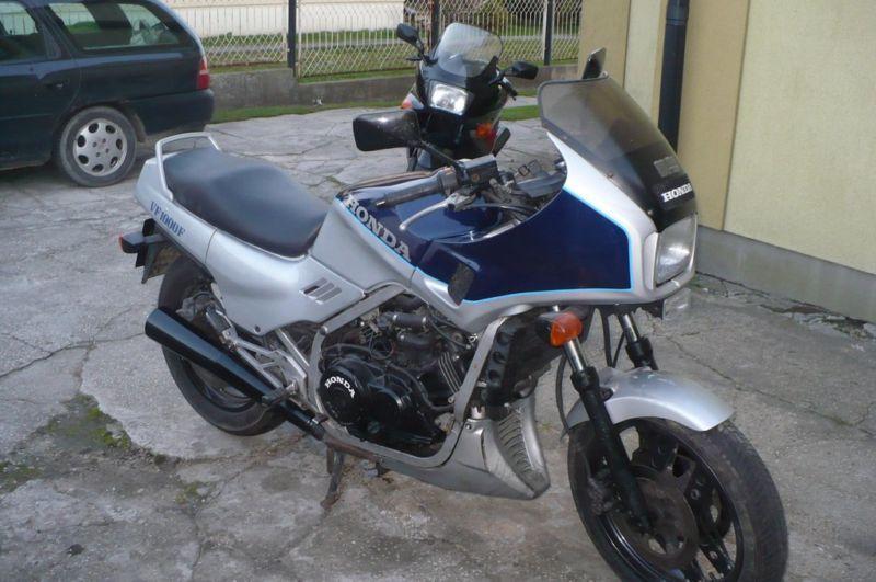 Sprzedam Hondę VF 1000