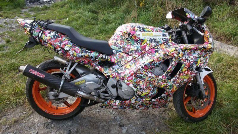 Honda CBR 600 F3 1998 r STICKER BOMB !