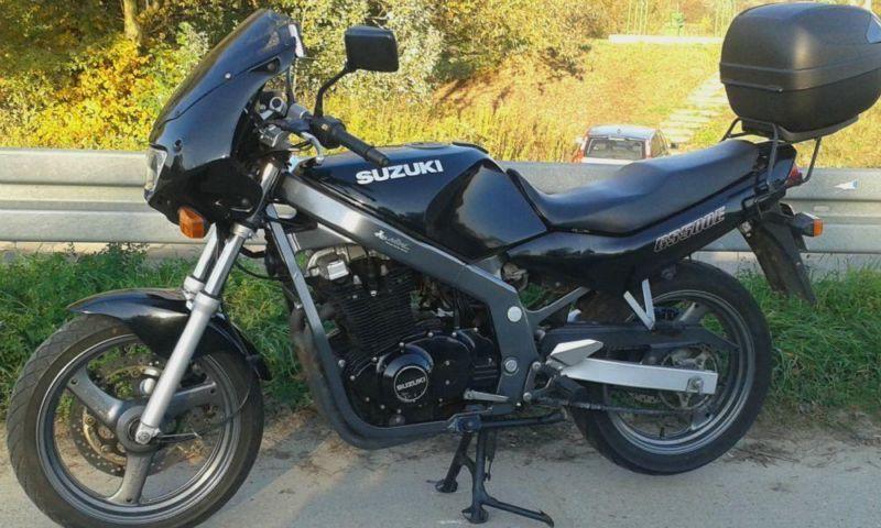 SUZUKI GS 500e