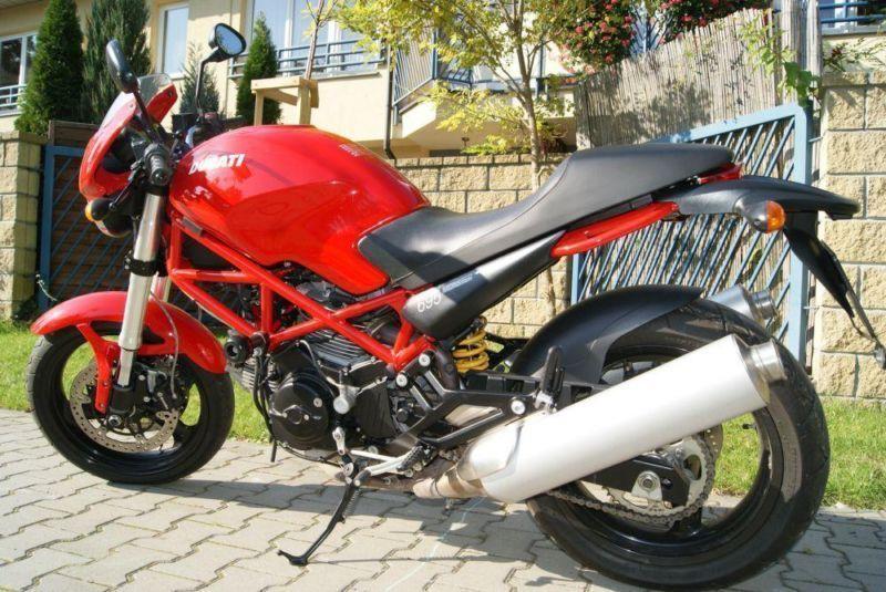 Motocykl Ducati monster 695 niski przebieg stan bdb bezwypadkowy