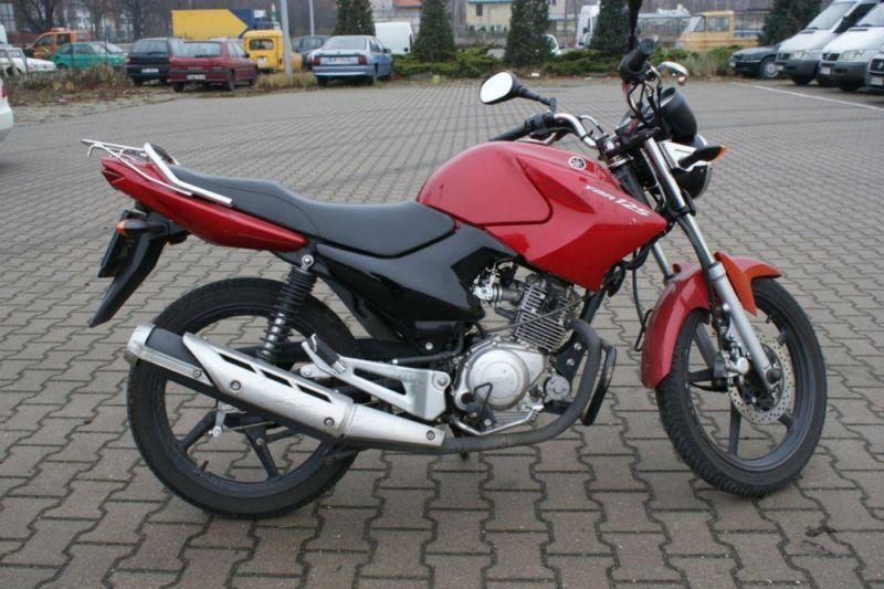 Yamaha YBR 125 - można jeździć mając kat.B