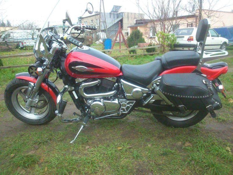 Motocykl Suzuki Malaudel VZ 800