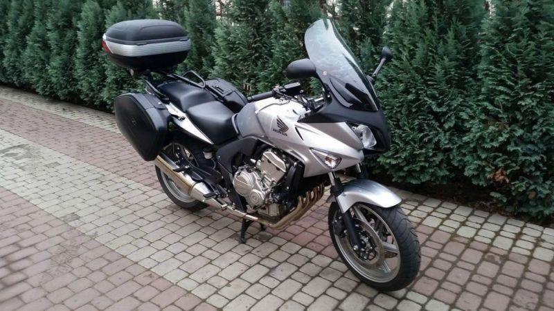 Honda CBF600S rok 2008, jak nowy !!! tylko 3368 km kupiony w Pol