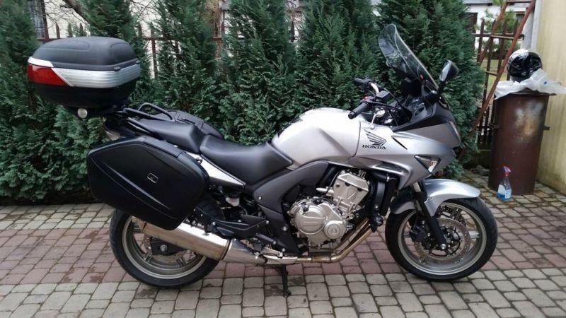 Honda CBF600S rok 2008, jak nowy !!! tylko 3368 km kupiony w Pol