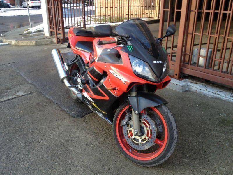 Honda CBR F4i Sport