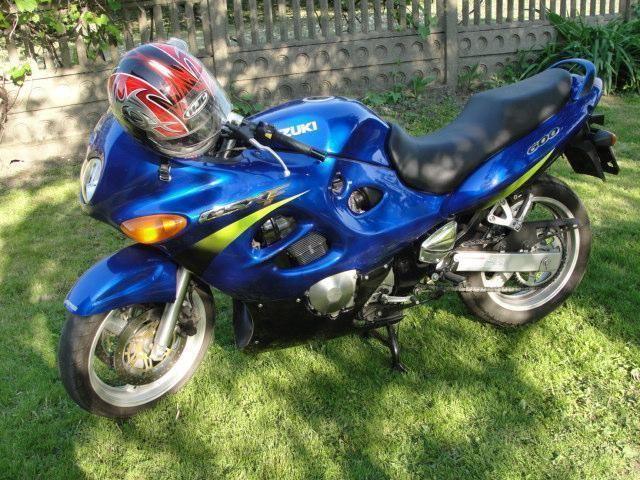 Suzuki GSX 600F