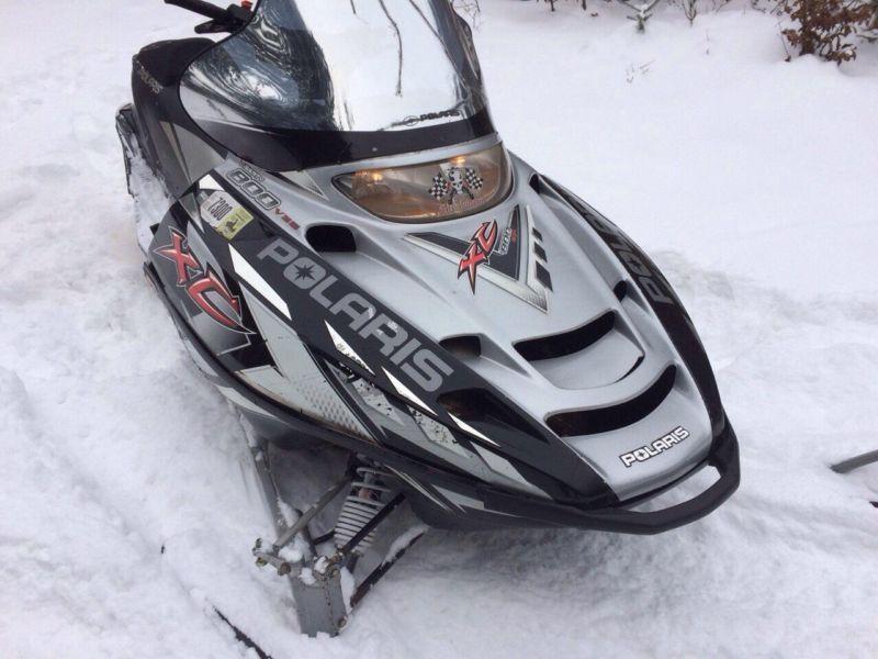 Polaris edge 800 skuter śnieżny 2005 mata z kolcami; wsteczny