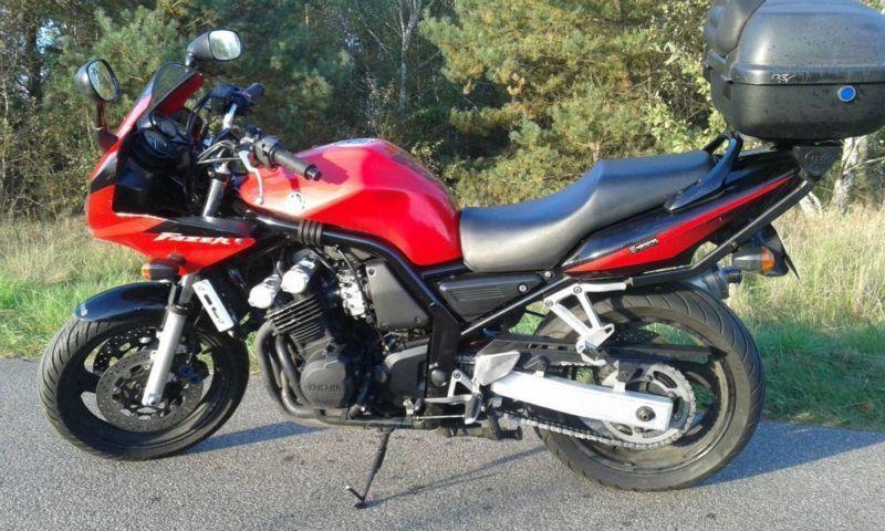 Yamaha Fazer 600cc 2003r