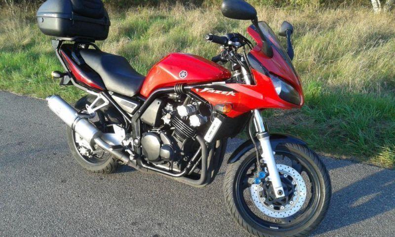 Yamaha Fazer 600cc 2003r