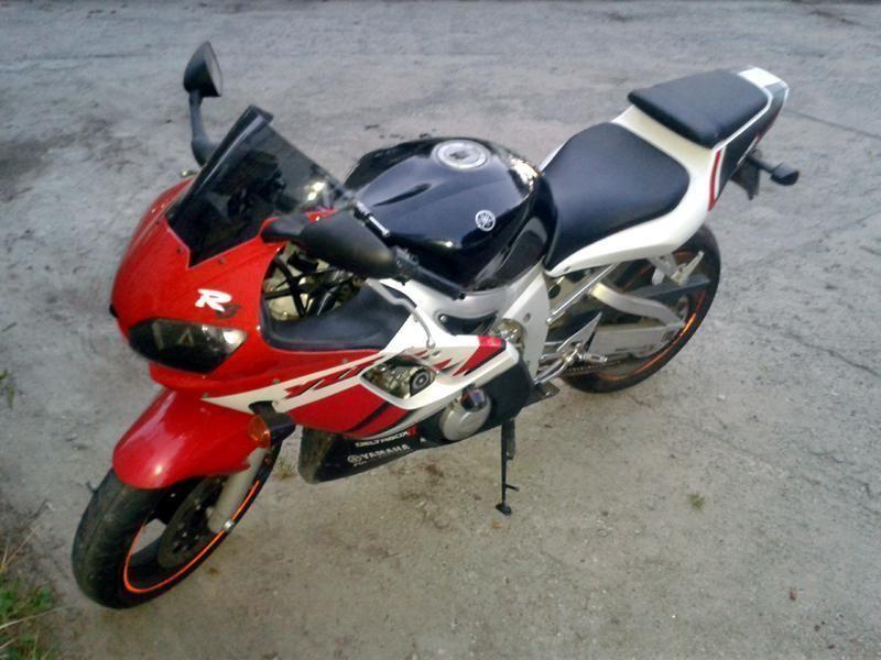 YAMAHA R6 2000 bezpośrednio