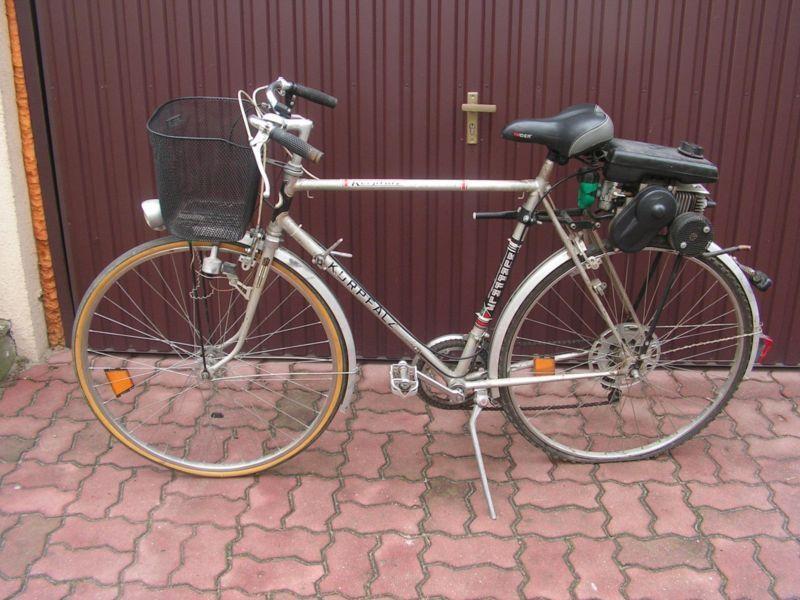 rower z silnikiem
