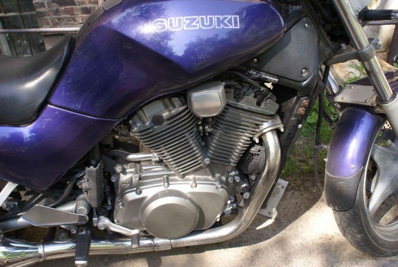 Motocykl turystyczny Suzuki VX 800