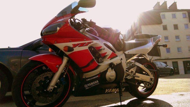 Yamaha YZF R6 120KM 600cm3 2001r w IDEALNYM stanie cbr R1 Ninja