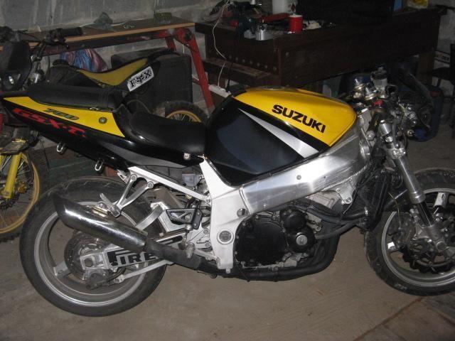 GSXR 750 2000R 160HP PILNIE