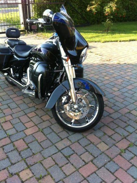 Sprzedam Harley Davidson Streed Glide cvo