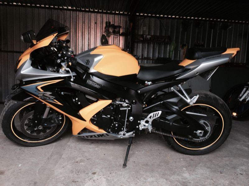 Suzuki gsx-r