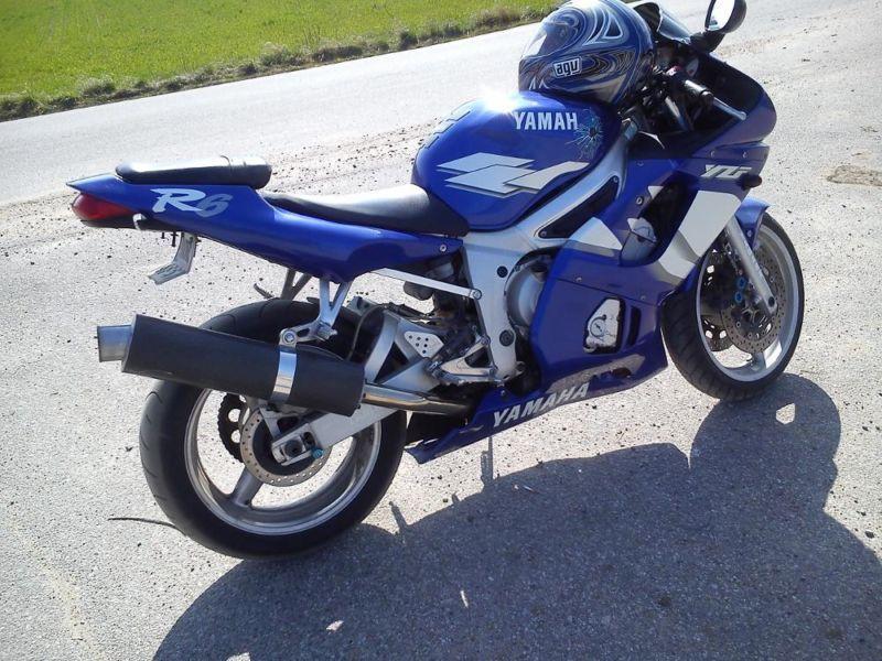 Yamaha r6 w bardzo dobrym stanie