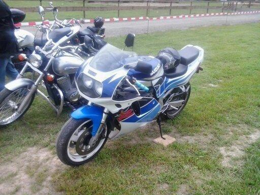 Suzuki GSX-R 750