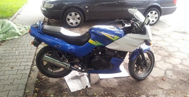 Kawasaki GPZ 500 uszkodzony