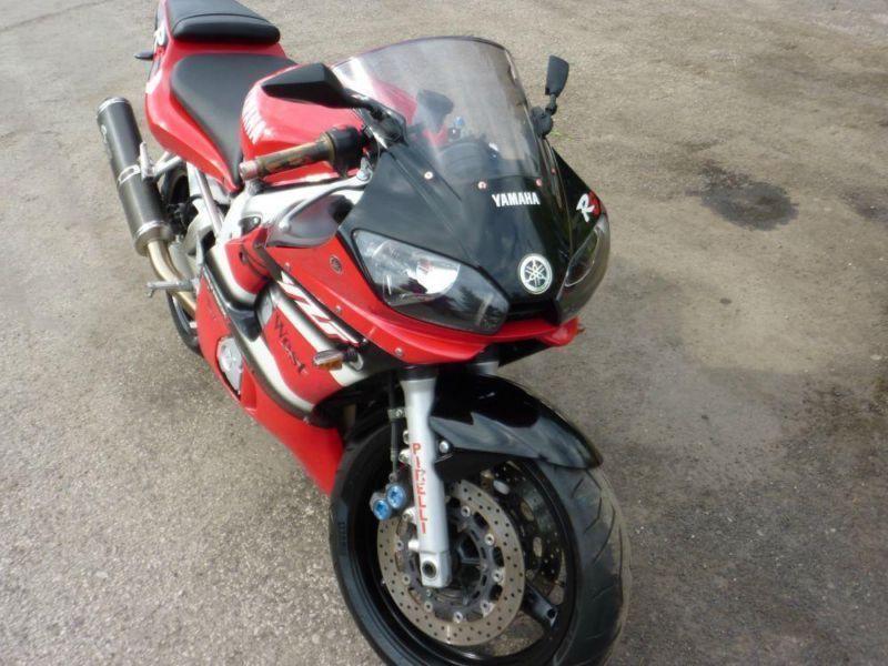 Piękna Czerwona Yamaha R6 2002 Rok Okazja!