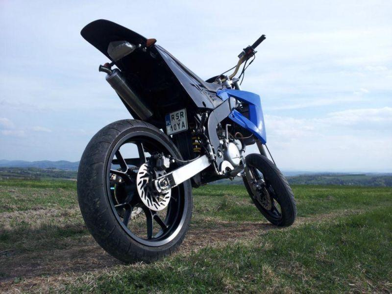 Rieju MRX 50 (AM6 Yamaha Derbi Motorhispania Aprilia Beta)