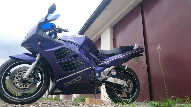 Sprzedam Suzuki RF 900