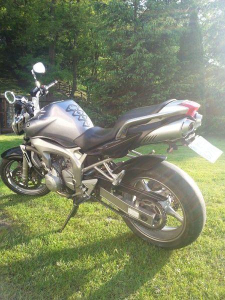 YAMAHA FZ6 N