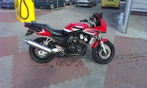 SPRZEDAM YAMAHA FAZER 2002 98KM stan bardzo dobry