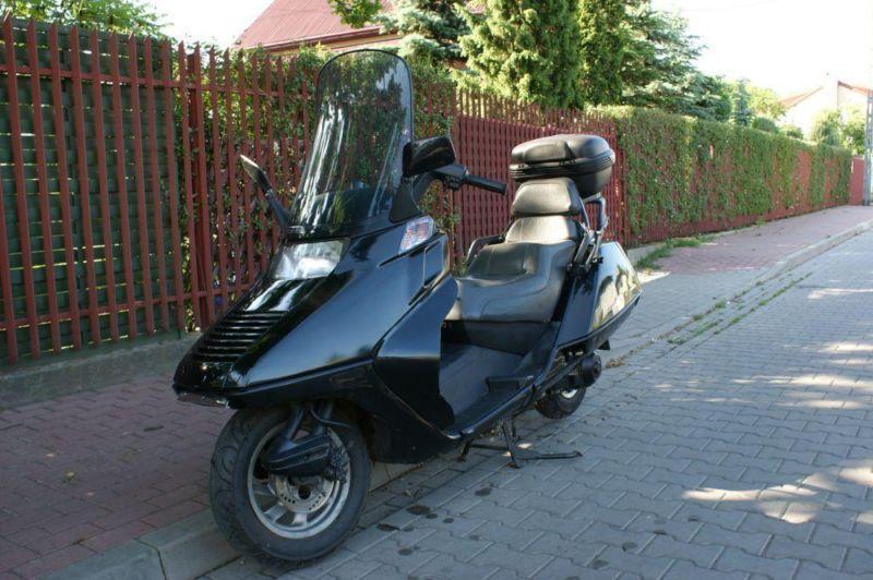 Maxi skuter - Honda Helix / CN250