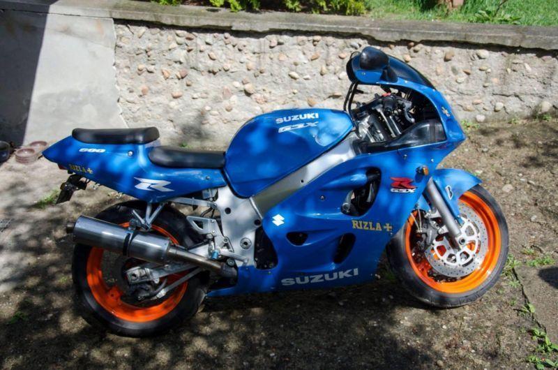 SUZUKI gsxr SRAD 600cmm 2000r świeże OPŁATY! stan b.db