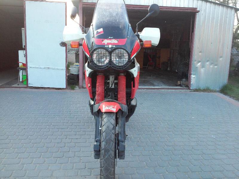 Africa twin 750