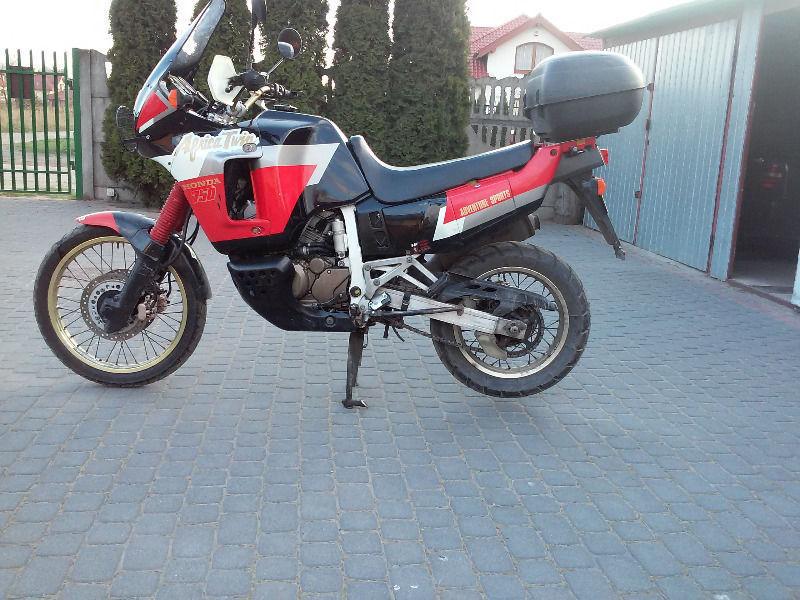 Africa twin 750