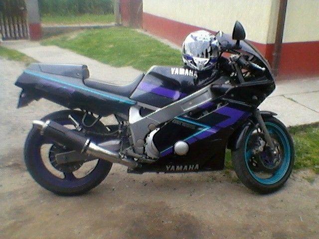 1992 Yamaha Genesis FZR