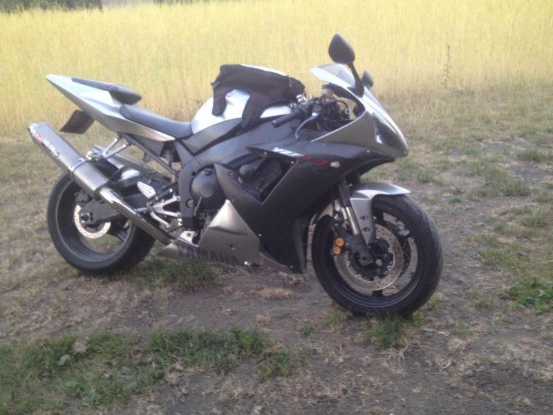 Yamaha R1 2003 zamiana