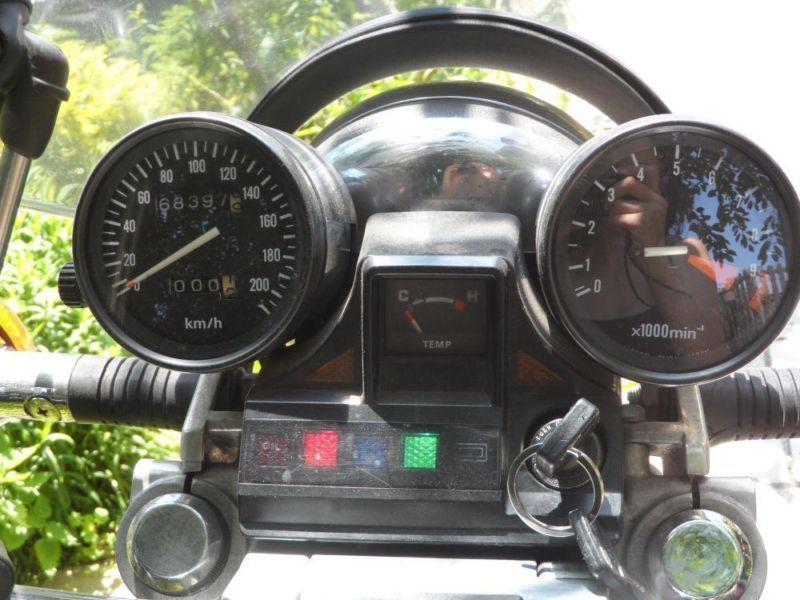 MOTOCYKL Honda CX650 + kask gratis