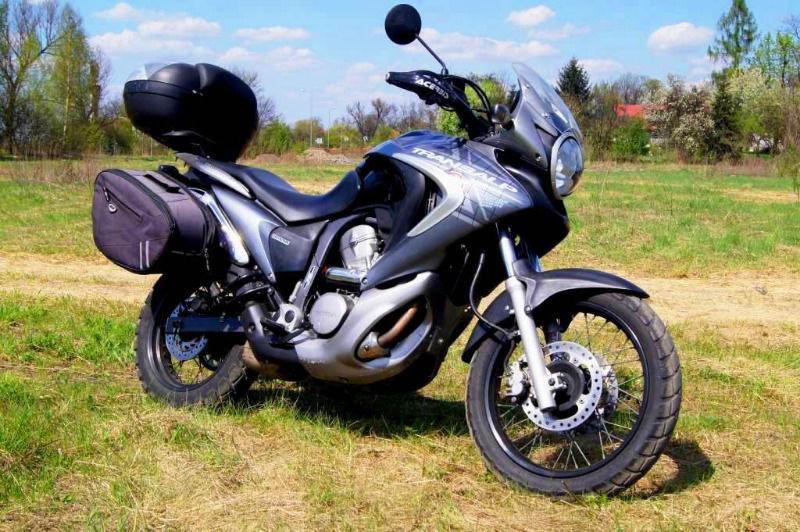 Honda Transalp XL 700 V + Kufer + Sakwy 2008 rok