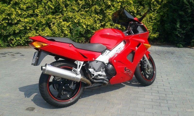 HONDA VFR 800, 1998r, mały przebieg, PRZYGOTOWANY DO ZEZONU