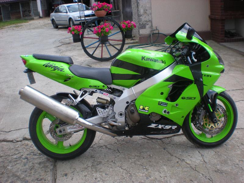 kawasaki zx9r 150 km. Ninja Super Stan!!!