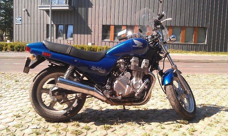 Motocykl Honda CB 750 Nighthawk