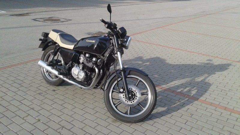 Kawasaki KZ 550 Cafe Racer, Bober, wał Karadana