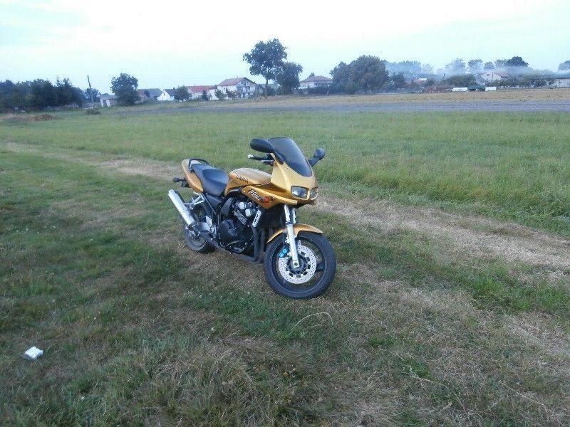 super stan Yamaha FZS 600 FAZER Szerwisowany