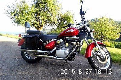 Suzuki Intruder 125 z 2001 roku