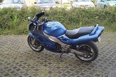 Suzuki RF 900 Doinwestowany!!! Okazja