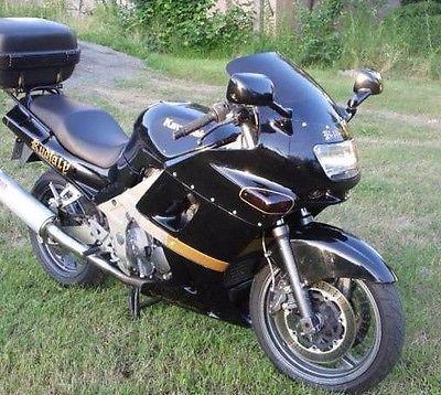 1996 Kawasaki Ninja ZZR 600 Nieuszkodzony (Kufer Gratis)