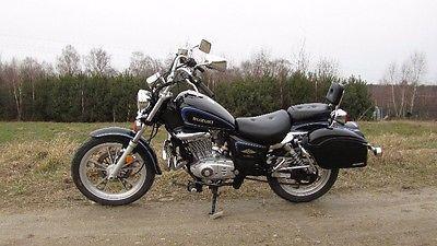 Suzuki GZ (intruder, maruder) 125 kat