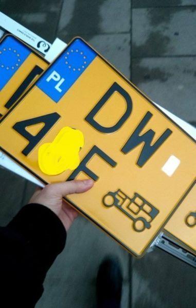 Rejestracja na żółte tablice pojazdów zabytkowych. Rzeczoznawstwo samochodowe